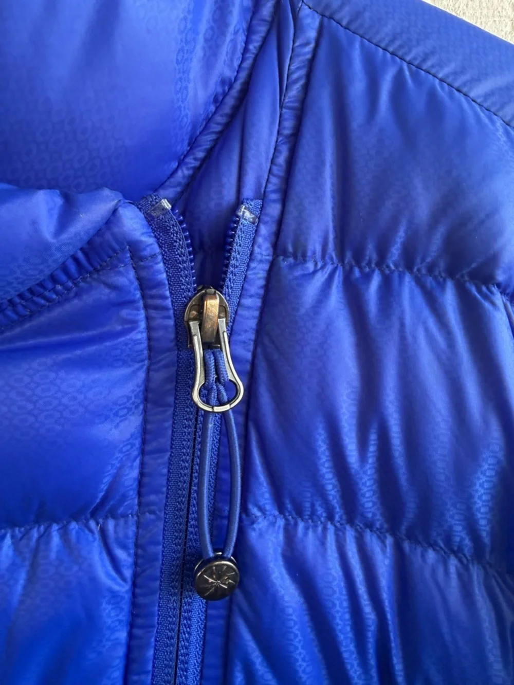 Athleta Vibrant Blue Downalicious Asymetrical Down Puffer Jacket Size XS